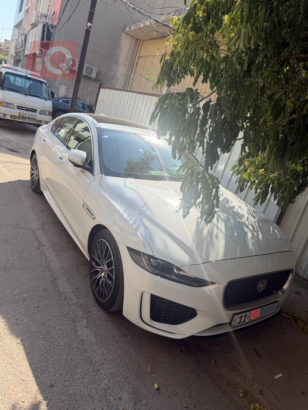 جاكوار XE